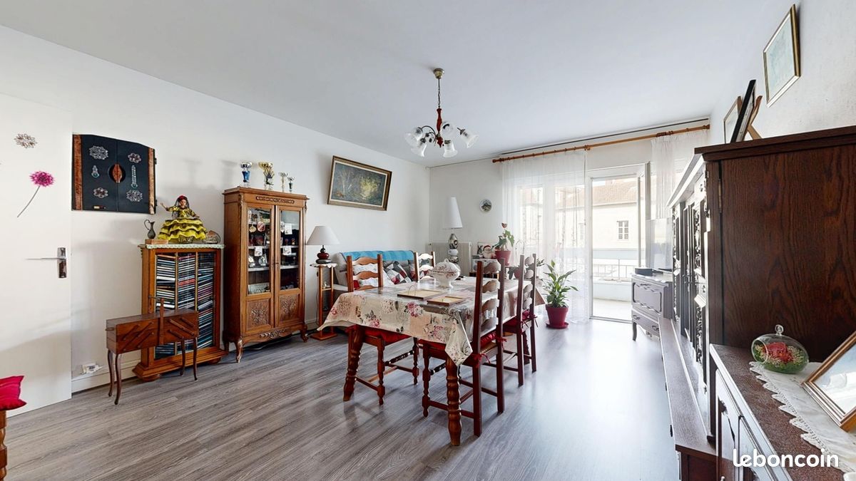 Appartement 4 pièces 99 m² · à Vesoul · 99 m² · 150 000 €