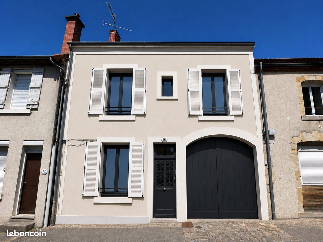 Immeuble 300 m² · à Vierzon · 300 m² · 89 000 €