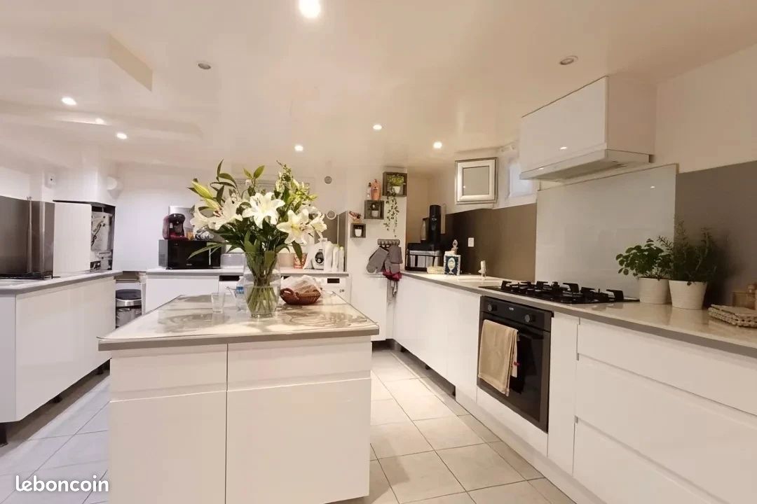 Maison 4 pièces 90 m² · à Épinay-sur-Seine · 90 m² · 325 000 €