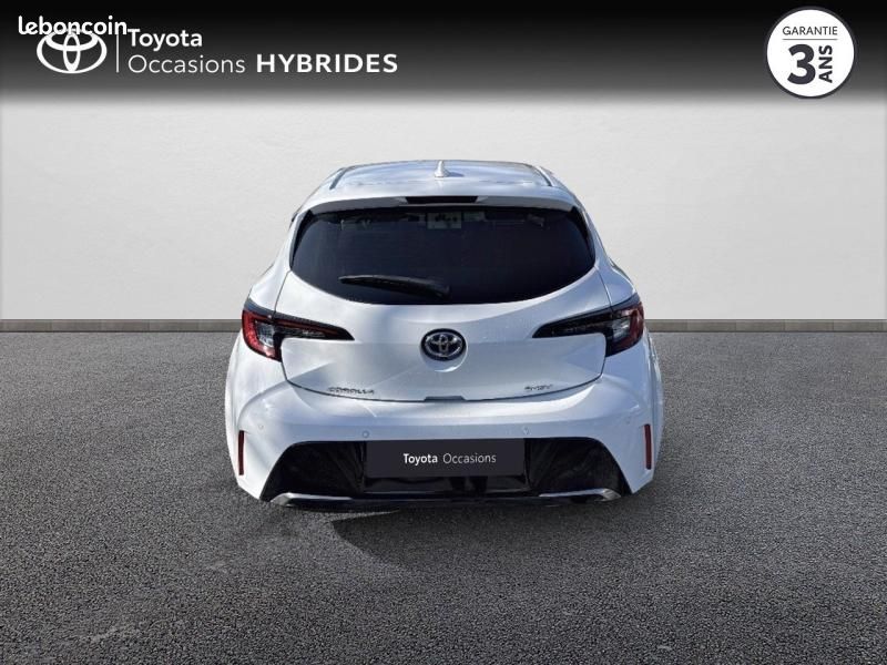 Toyota Corolla 1.8 140ch Design Pack Confort MY24 (image 4)