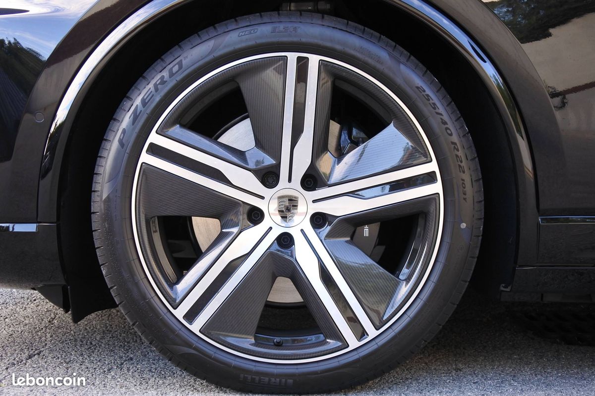 PORSCHE Macan Turbo 639 ch (image 21)