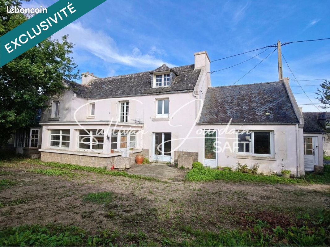 Maison 12 pièces 215 m² · à Henvic · 215 m² · 180 000 €