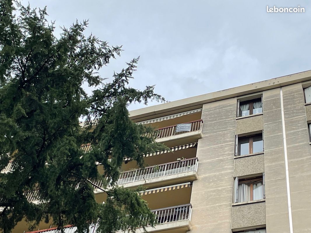 Appartement 3 pièces 83 m² · à Avignon · 83 m² · 800 €/mois