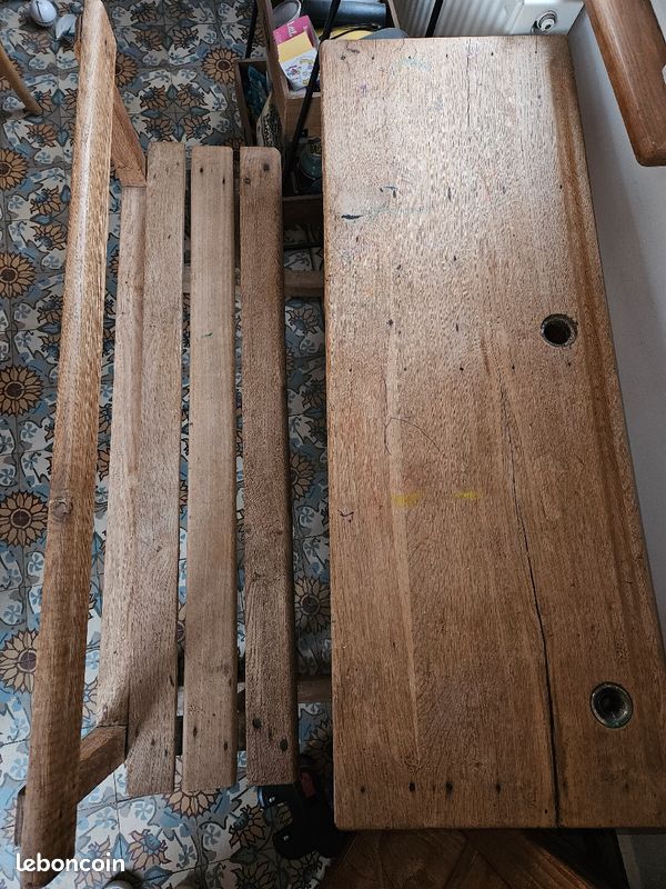 Bureau écolier en bois (image 1)