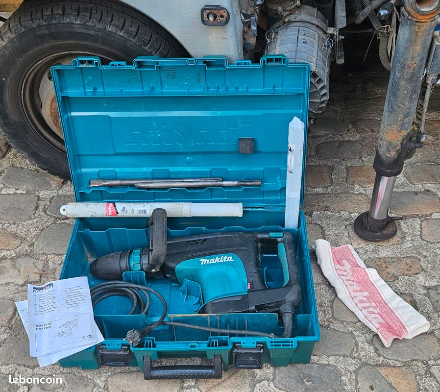 Marteau piqueur Burineur MAKITA HM1203C 1510W SDS Max 19.1 joules (image 1)
