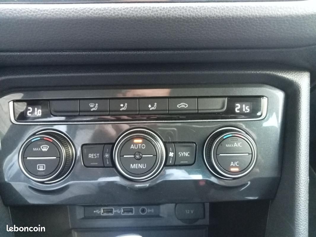 Volkswagen Tiguan 2.0 Tdi 150 ch Bluemotion iQ Drive Dsg Bva (image 21)
