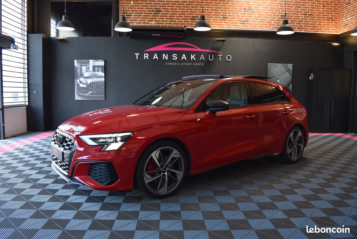 AUDI S3 SPORTBACK TFSI 310 S tronic 7 Quattro (image 1)