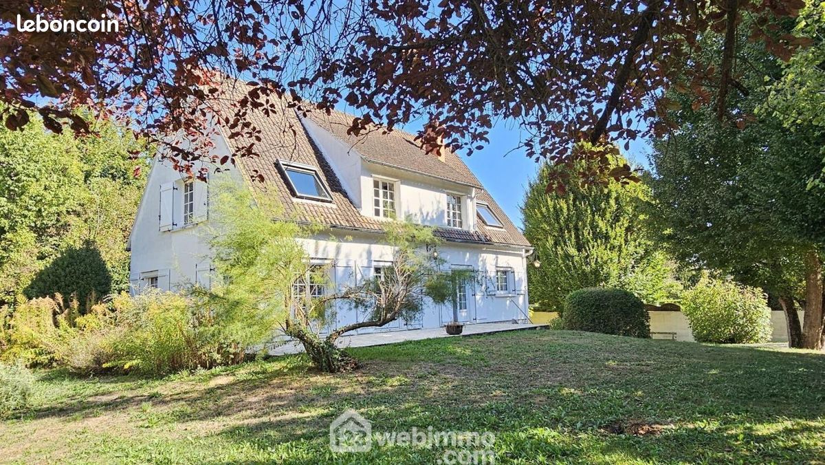 Maison 6 pièces 160 m² · au Malesherbois · 160 m² · 299 000 €