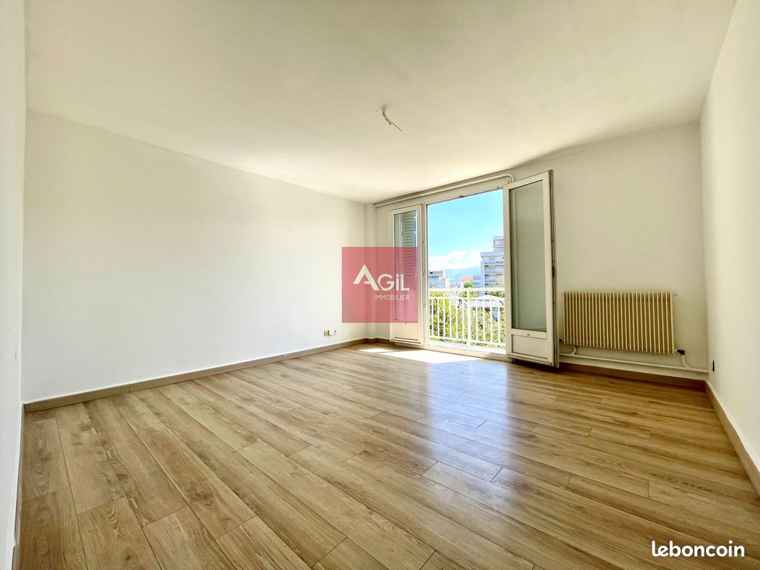 Appartement 4 pièces 68 m² · à Grenoble · 68 m² · 920 €/mois