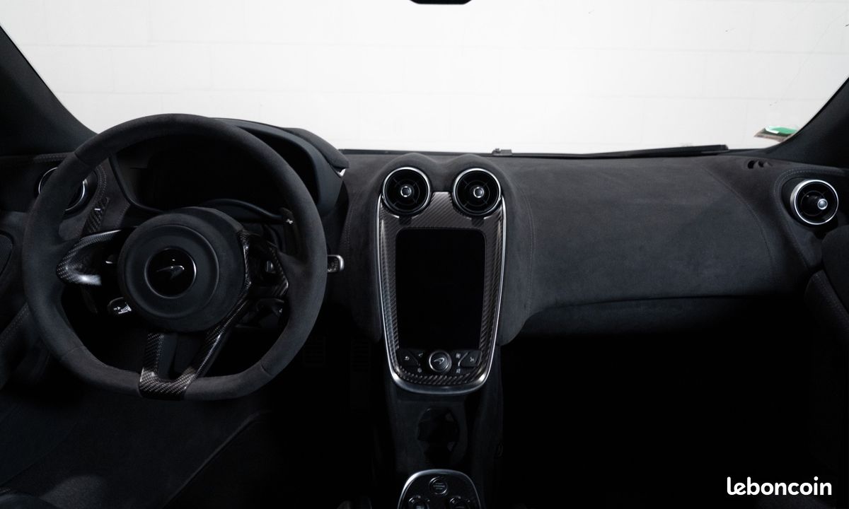 MCLAREN 600 LT V8 600 – FRANÇAISE / Baquets Senna / Cam Recul / Arceau / Carbone / Harnais / 1568E/Mois (image 12)