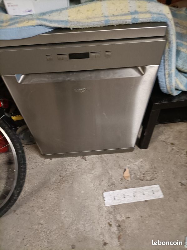 Lave vaisselle neuf 200 eu neuf (image 1)