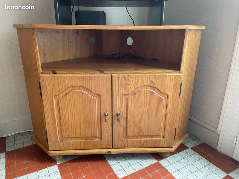 Meuble tv d’angle (image 1)