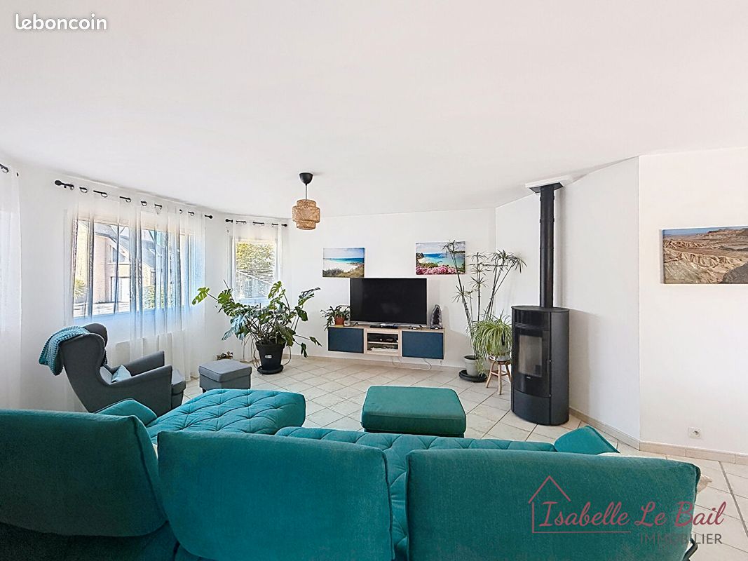 Maison 6 pièces 127 m² · à Chavagne · 127 m² · 359 494 €