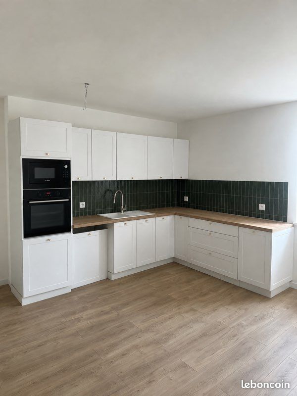 Appartement 4 pièces 120 m² · à Tain-l'Hermitage · 120 m² · 1 000 €/mois