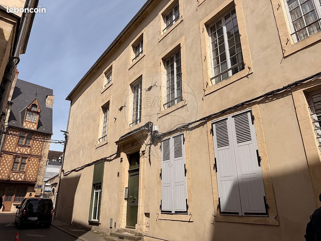 Immeuble 345 m² · à Nevers · 345 m² · 375 000 €