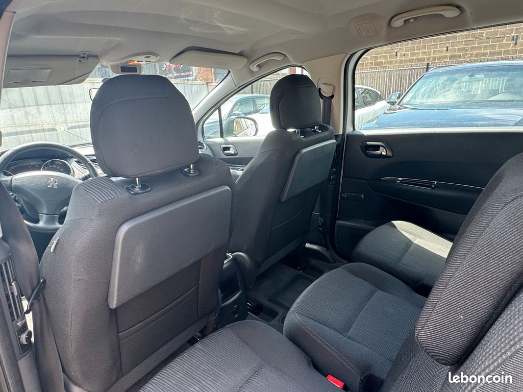 Peugeot 5008 1.6 hdi 112cv bvm6 Active 7 places (image 9)