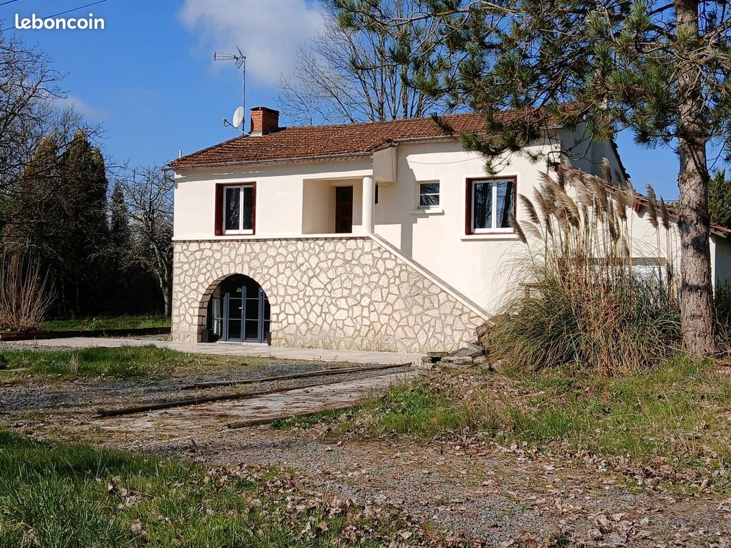Maison 7 pièces 166 m² · à Mareuil en Périgord · 166 m² · 249 950 €