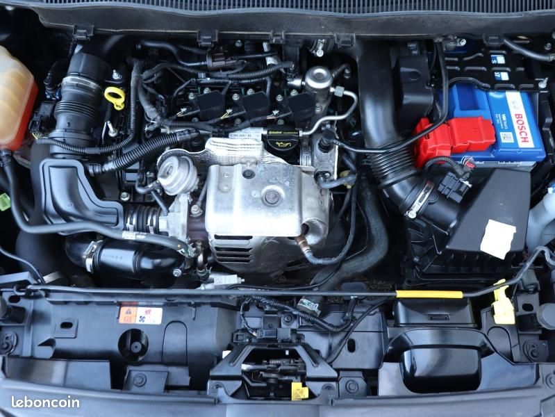 Ford B-MAX 1.0 SCTi 100ch EcoBoost Stop&Start Trend (image 21)