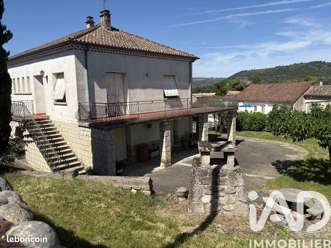 Maison 7 pièces 137 m² · à Saint-Sernin · 137 m² · 240 000 €