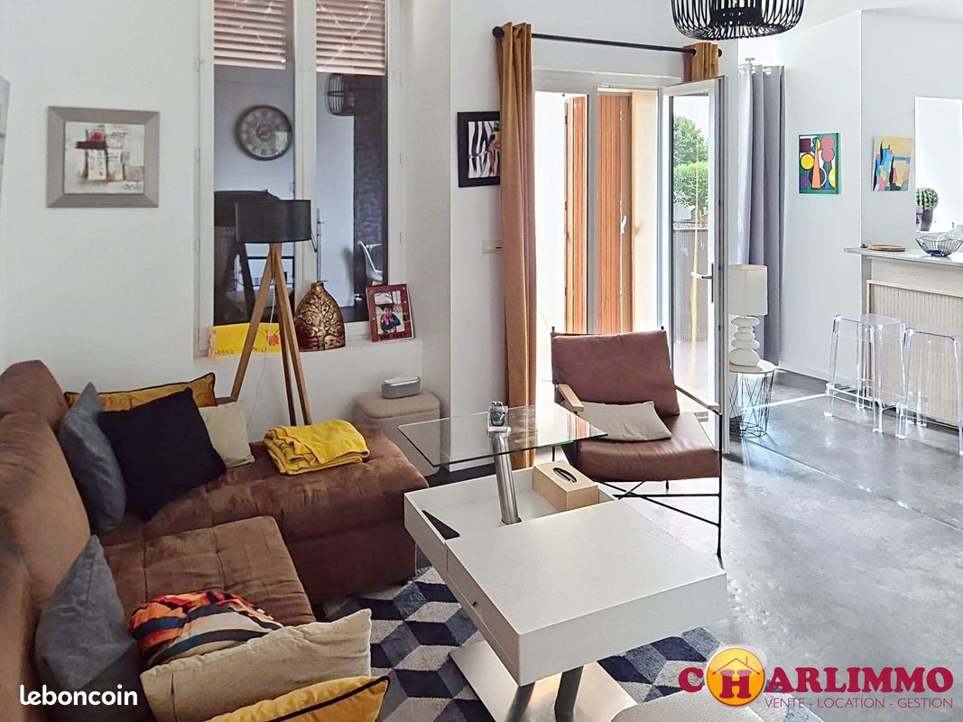 Appartement 3 pièces 67 m² · à Saint-Junien · 67 m² · 107 000 €