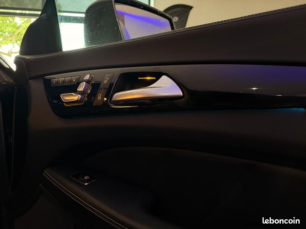 MERCEDES CLASSE CLS COUPE AMG 350d 260ch V6 3.0L 4MATIC BVA9 ANALOG CLOCK (image 21)