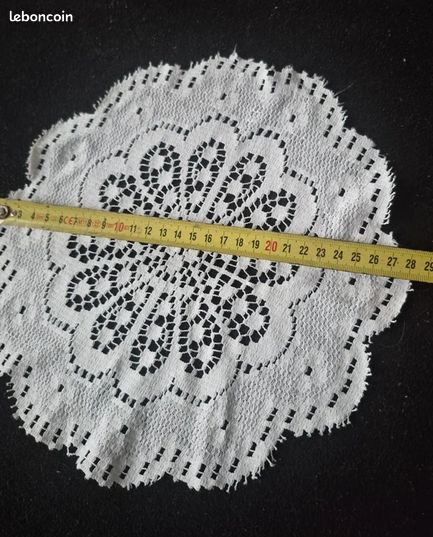 Lot de 9 napperons différentes tailles (image 6)