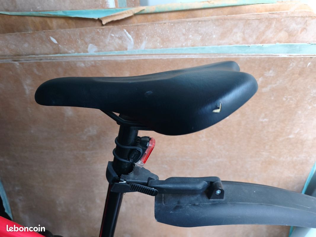 Vélo Rockrider rouge 27,5" (image 2)