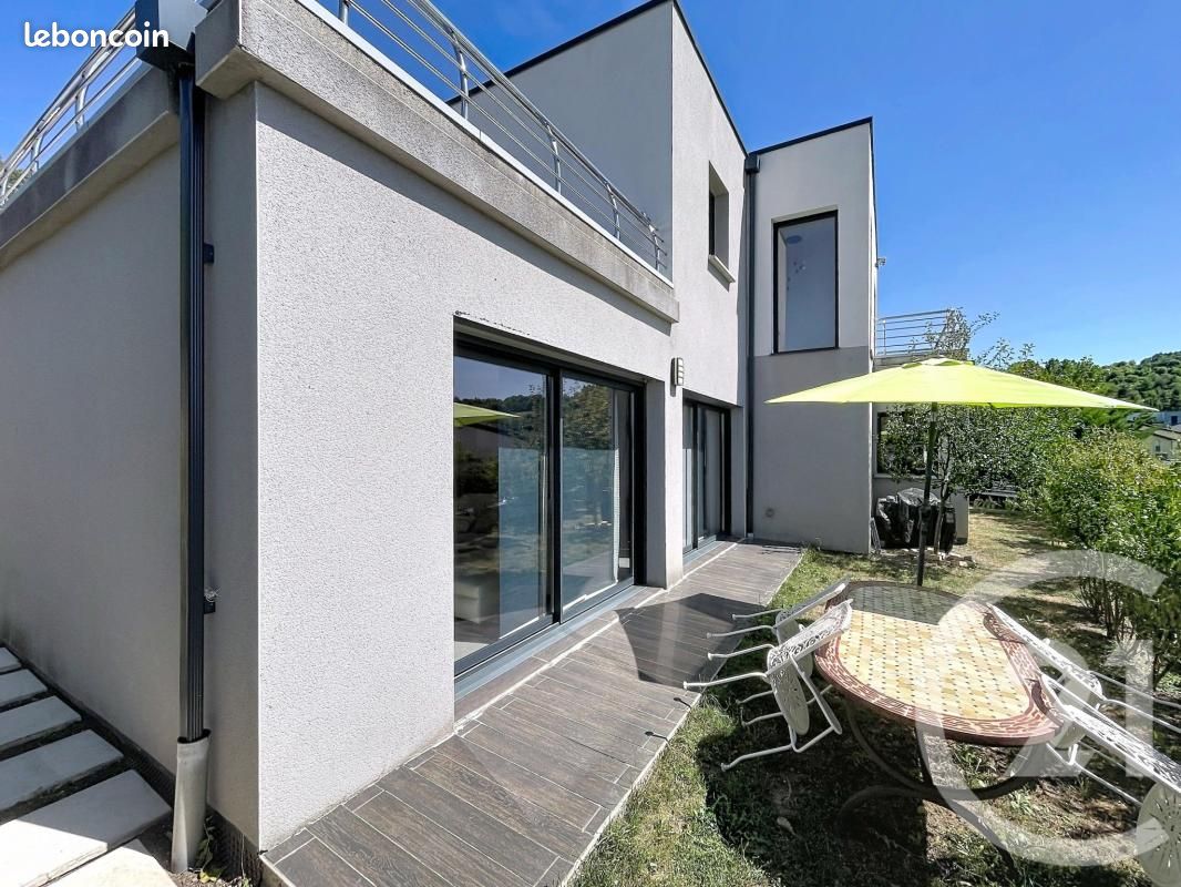 Maison 4 pièces 122 m² · à Le Puy-en-Velay · 122 m² · 309 000 €