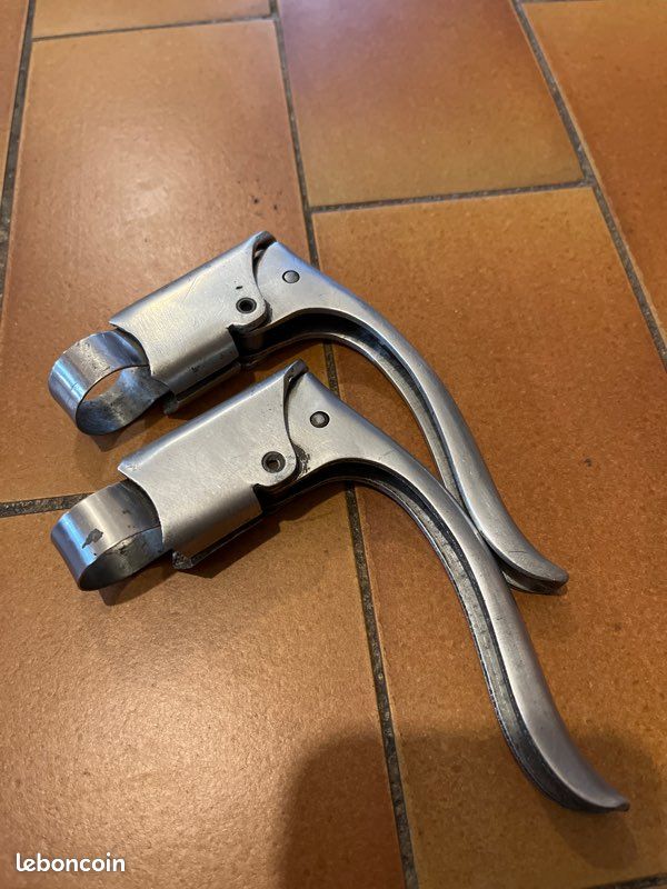 Vis à billes roulée avec écrou à collerette DIN 69051 partie 5 | 24055 | Contact norelem Vis à billes roulée avec écrou à collerette DIN 69051 partie 5 | 24055 | Contact norelem