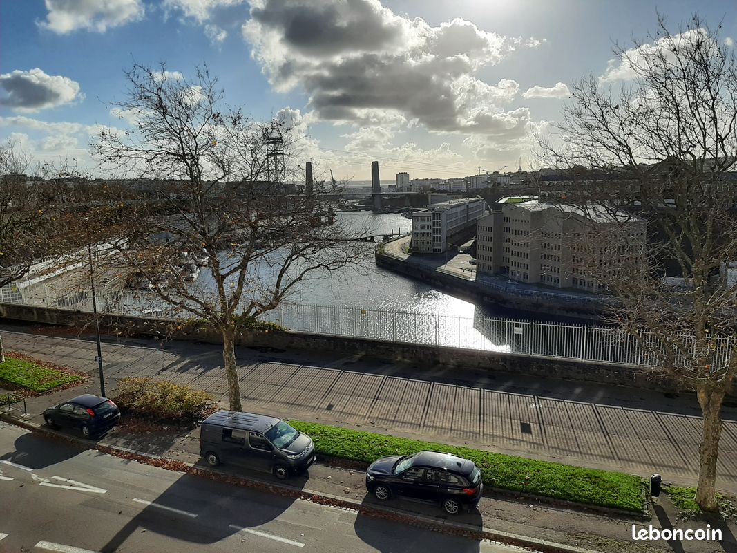 Appartement 3 pièces 83 m² · à Brest · 83 m² · 850 €