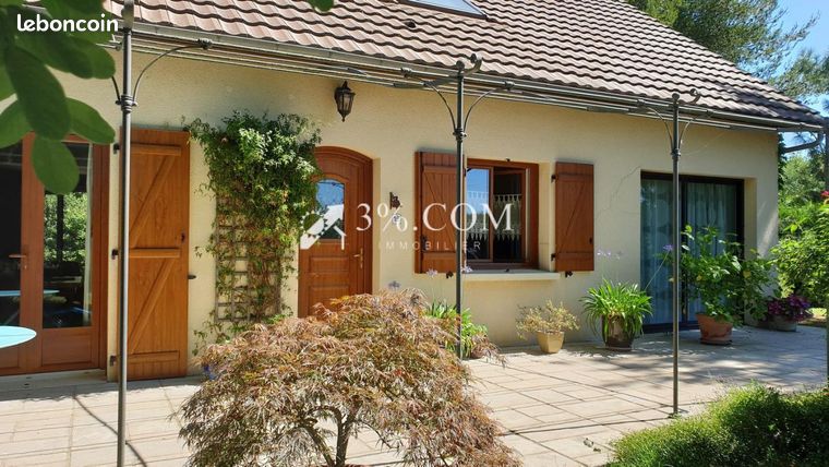 Villa 7 pièces 159 m²