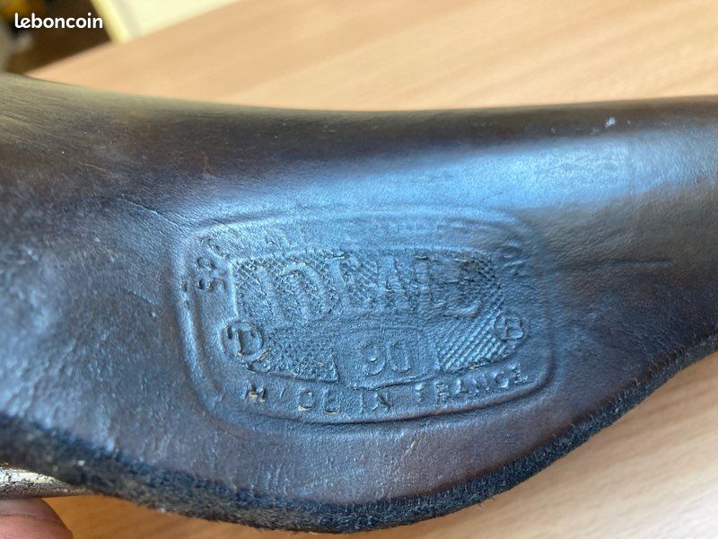 Selle cuir Berthoud Agnel Noire