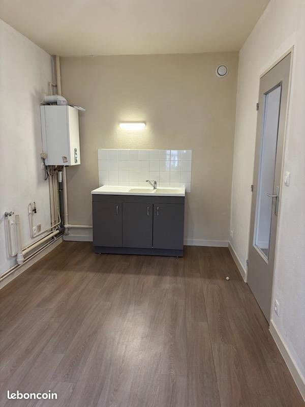 Appartement 2 pièces 67 m² · à Commercy · 67 m² · 455 €/mois