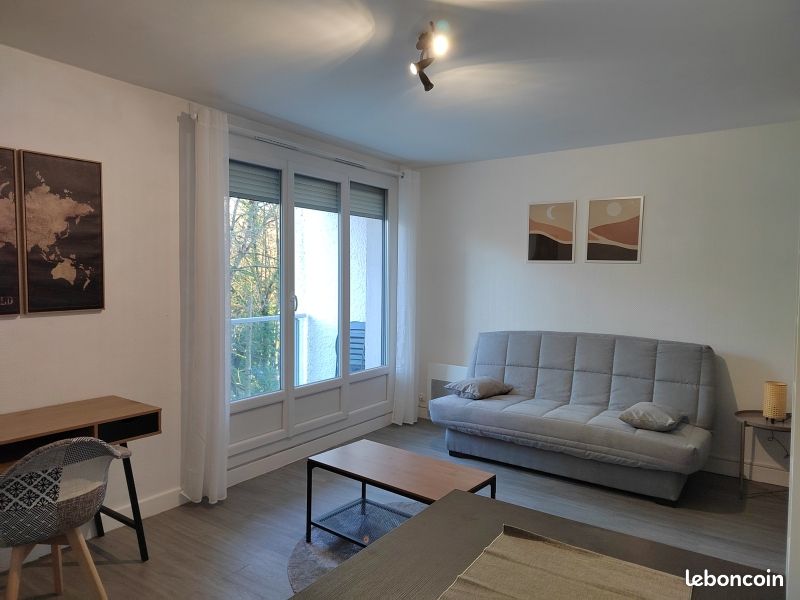 Appartement 1 pièce 27 m² · à Orléans · 27 m² · 560 €
