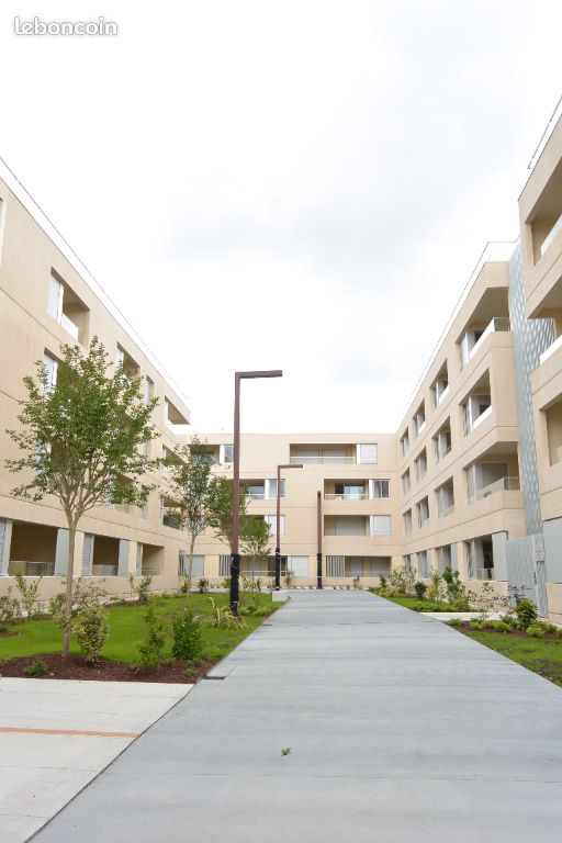 Parking/box BORDEAUX · 95 €/mois