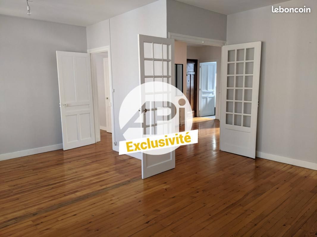 Immeuble 9 pièces 205 m² · à Condrieu · 205 m² · 450 000 €