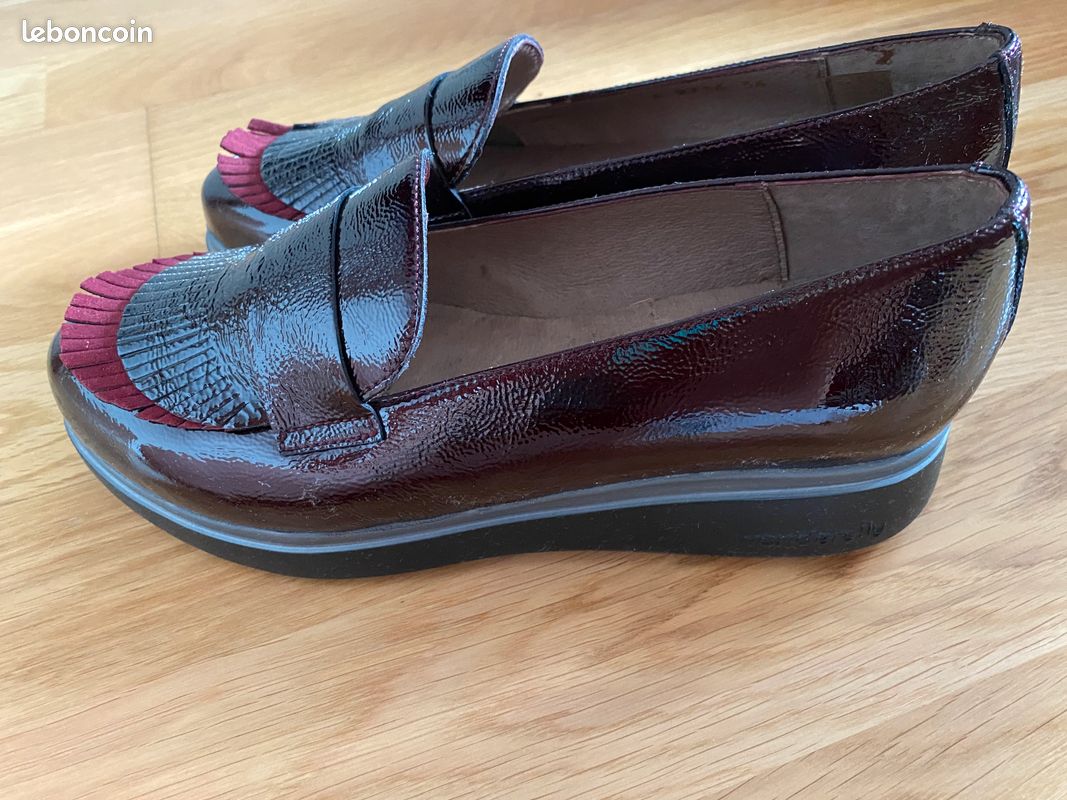 Mocassin vernis en cuir (image 2)