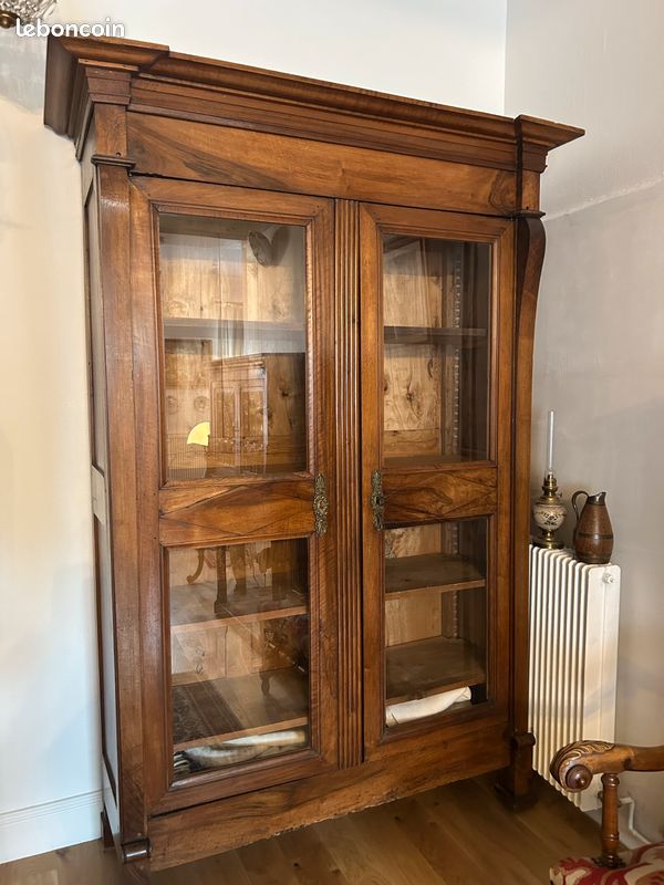 Meuble antiquités (image 1)