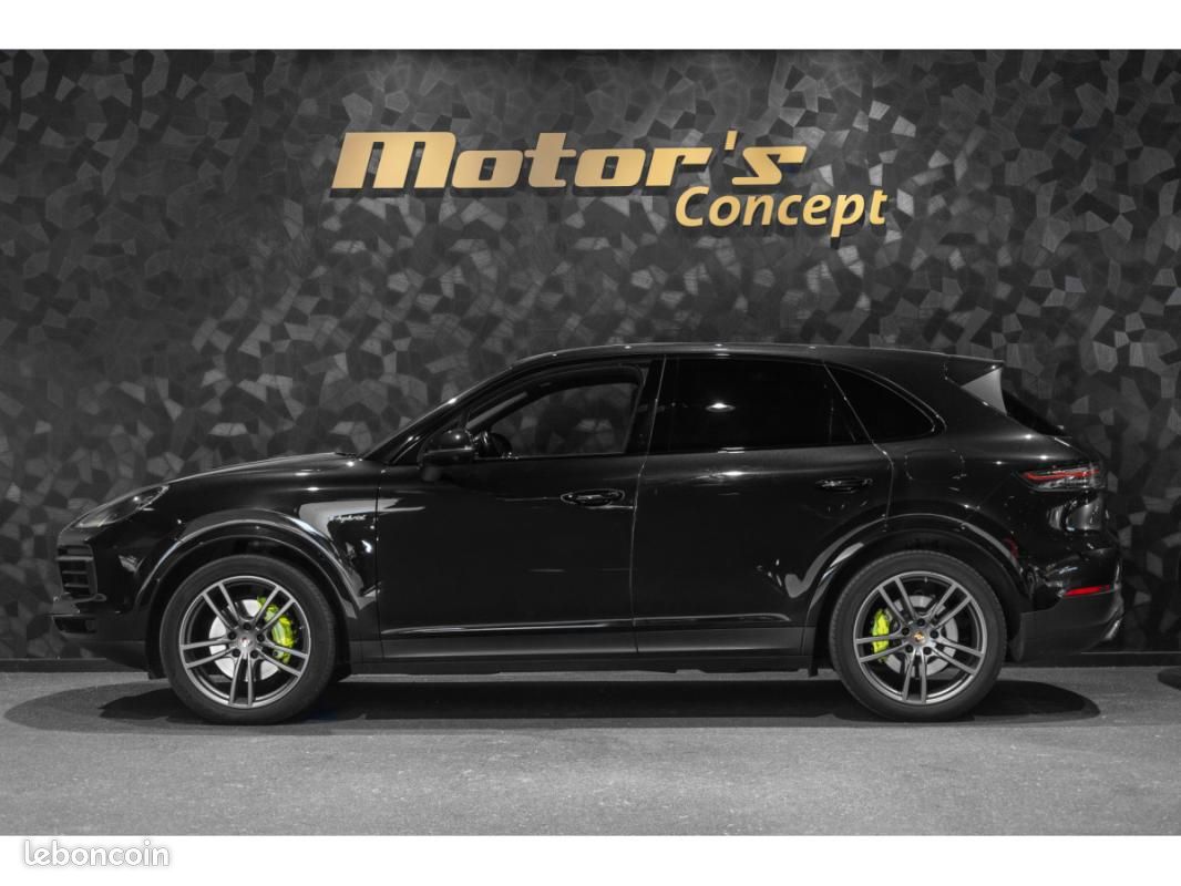 Porsche Cayenne E-Hybrid 462 CH / CHRONO Régulateur Adaptatif Toit ouvrant - panoramique Sièges c... (image 2)