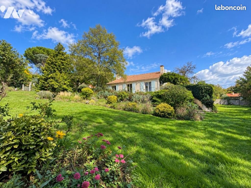 Maison 4 pièces 96 m² · à Brains · 96 m² · 279 000 €