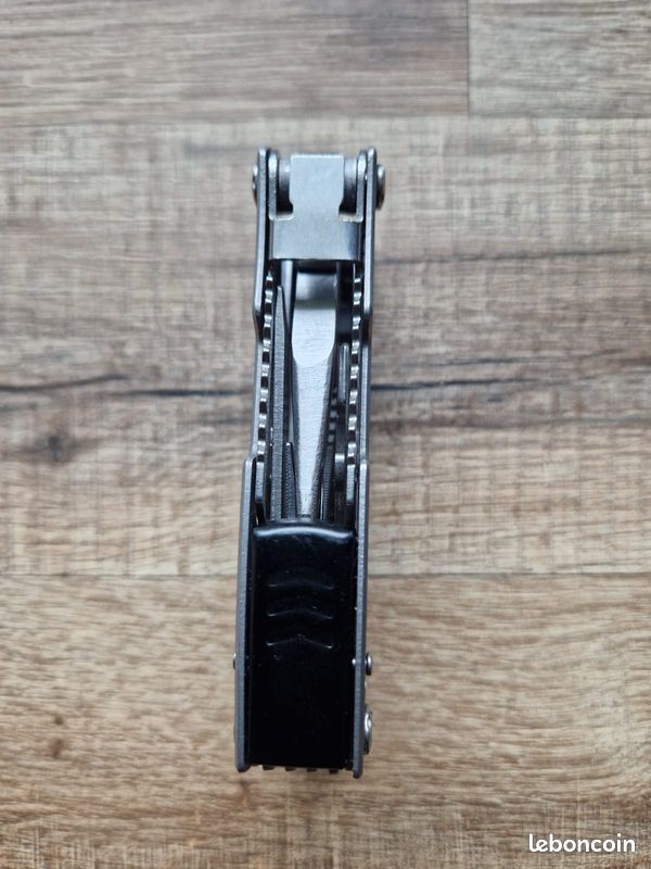 Pince multifonction neuve (image 2)