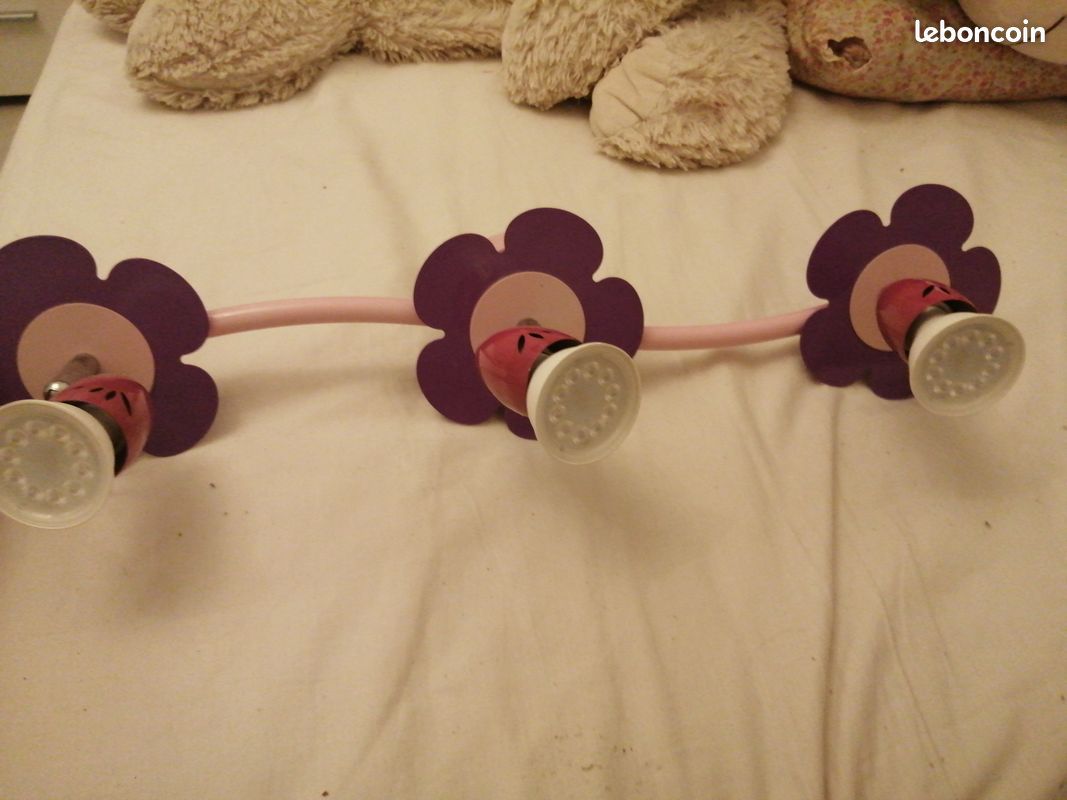 Lustre (image 1)