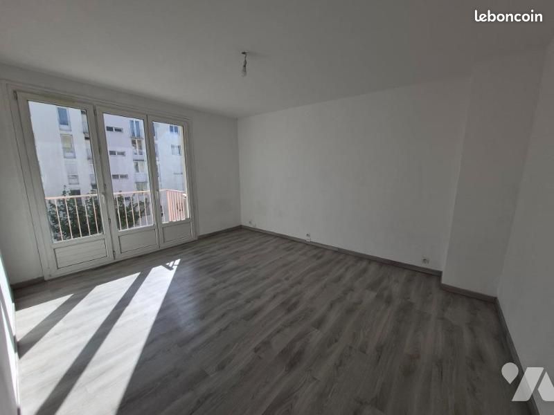 Appartement 3 pièces 56 m² · à Noyon · 56 m² · 59 400 €