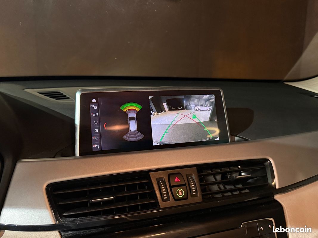 BMW X1 sDrive 18i Business Steptronic 1ère Main / Caméra (image 19)