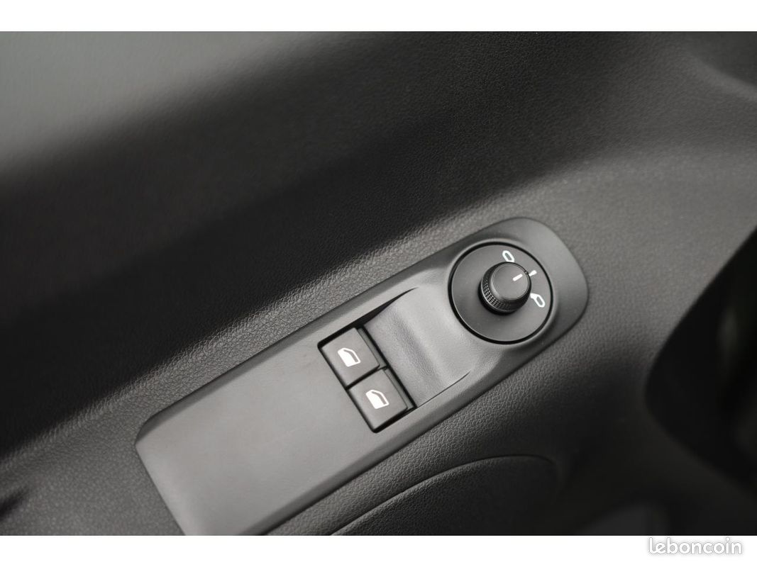 CITROEN BERLINGO Essence 110 ch M BVM6 Plus ADM+CAMERA / OR FRANCE (image 13)