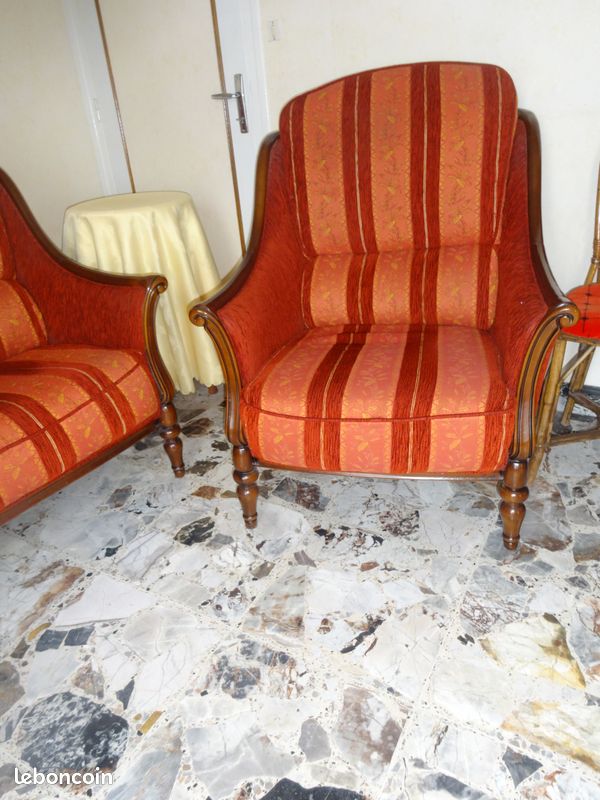 Canapé et 2 fauteuils confortables (image 4)