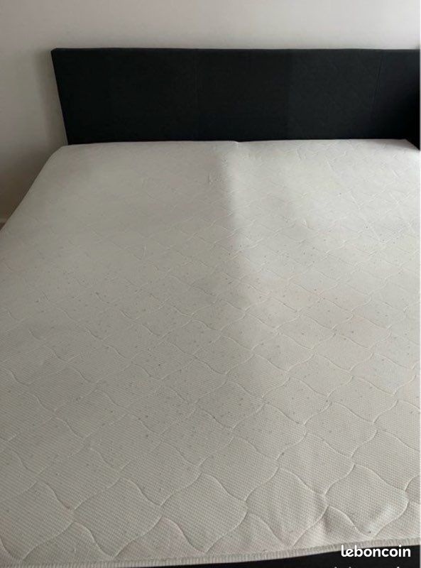 Lit 180x200 cm + Matelas - Très bon état (image 4)