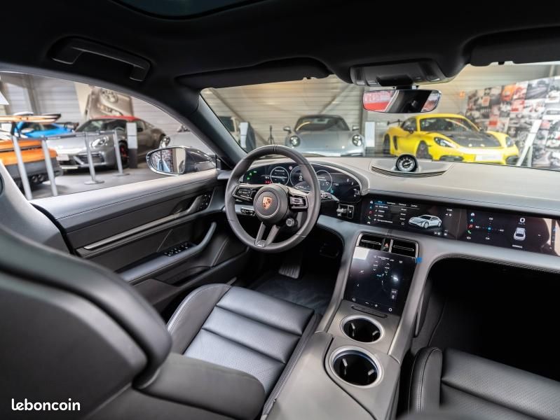 Porsche Taycan 435ch 4 avec batterie performance plus (image 16)