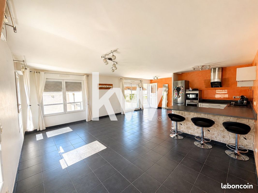 Appartement 3 pièces 76 m² · à Saint-Genest-Lerpt · 76 m² · 209 000 €