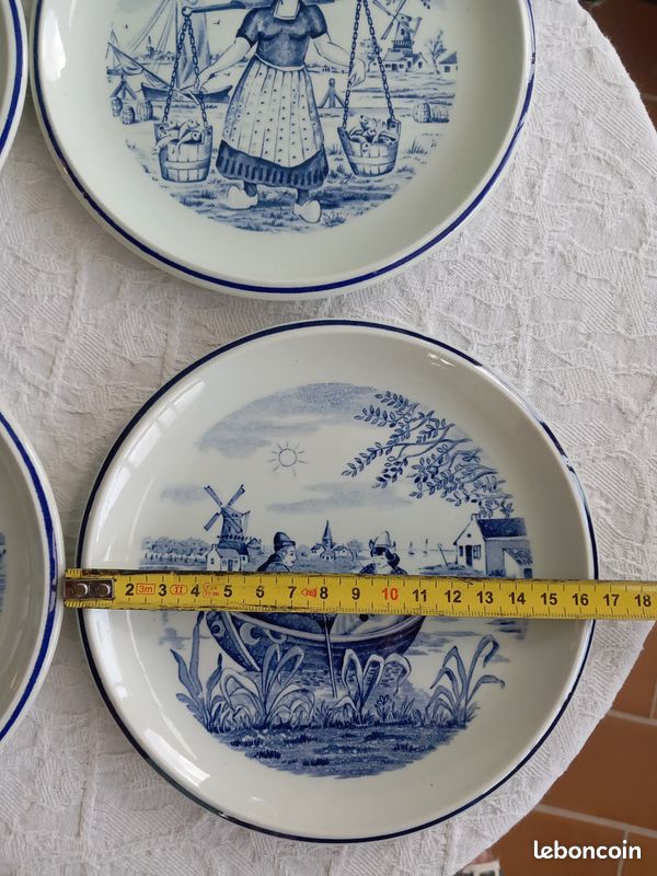 Assiettes à Pain " décor de Delft " par Boch lot de 4 (image 4)